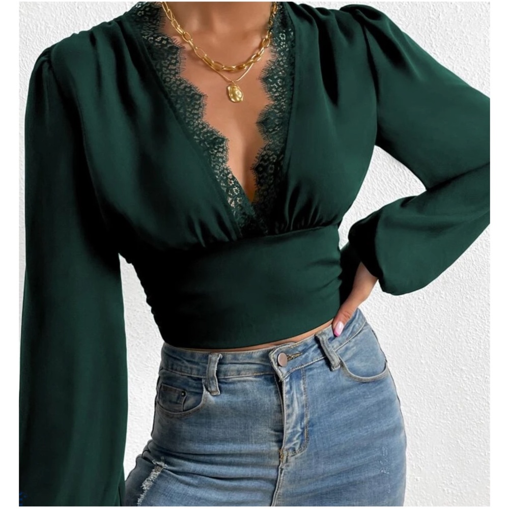 Plunging Neck Lace Bishop Long Sleeve Lace Cropped top - Picture 10 of 10